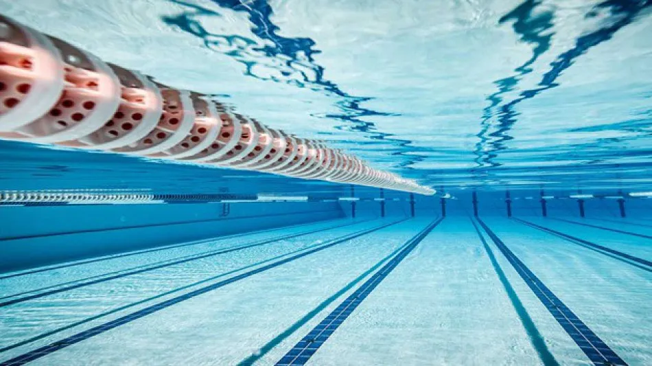 Silla de minusválidos para piscinas