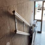 Plataforma salvaescales Spatium fixada a paret ocupa poc espai