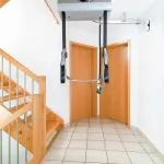plataforma-salvaescaleras-de-techo-Libertas02