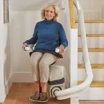 subir-y-bajar-escaleras-sentado-unika