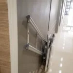 plataforma salvaescales per ajudar a salvar les barreres arquitectòniques