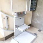 plataforma salvaescales per a suprimir desnivells verticals i barreres