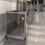 Elevador transportar persones en cadira de rodes o mobilitat reduïda Valdemoro