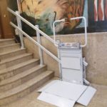 plataforma pujaescales per acabar amb les barreres arquitectòniques de l'entorn