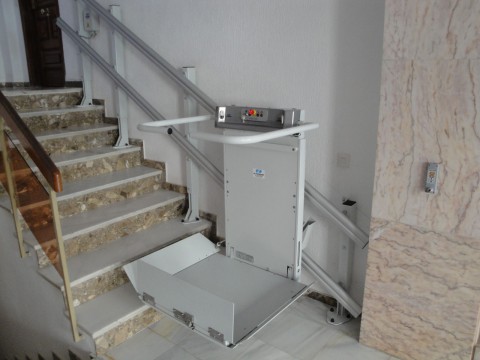 plataforma salvaescaleras malaga
