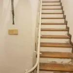 muntar una cadira elevadora per suprimir barreres arquitectóniques a Puerto de Sagunto