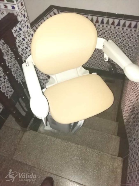 Cadira salvaescales SOCIUS instal·lada a casa particular de Ronda a Málaga