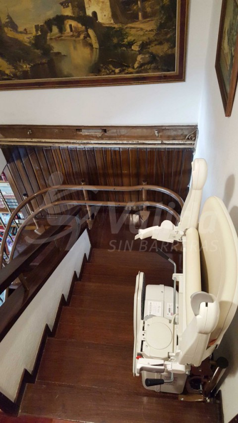 cadira salvaescales plegable doble guia Barcelona Socius