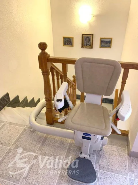 Cadira salvaescales Unika instal·lada a casa particular de Churra a Murcia