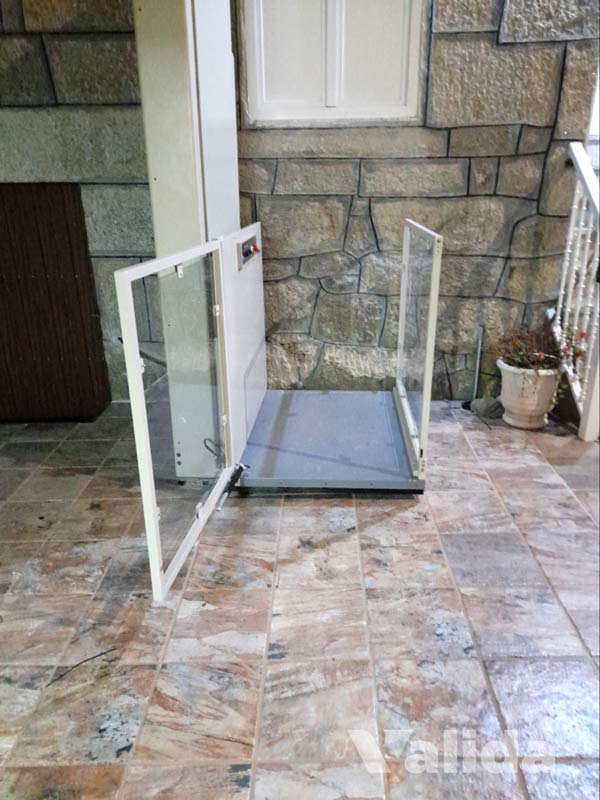 Elevador para persona con discapacidad en Orense, San Cristóbal