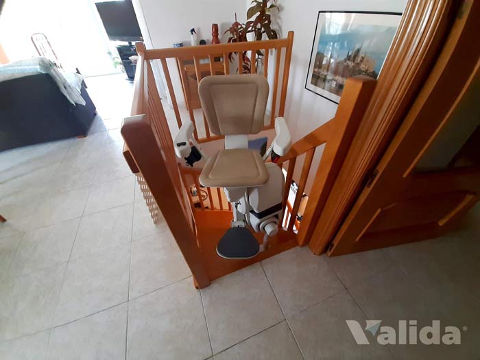 Sillas salvaescaleras para escaleras curvas en La Navata en Madrid