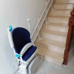 Silla salvaescaleras para escaleras con curvas en Abrera en Barcelona