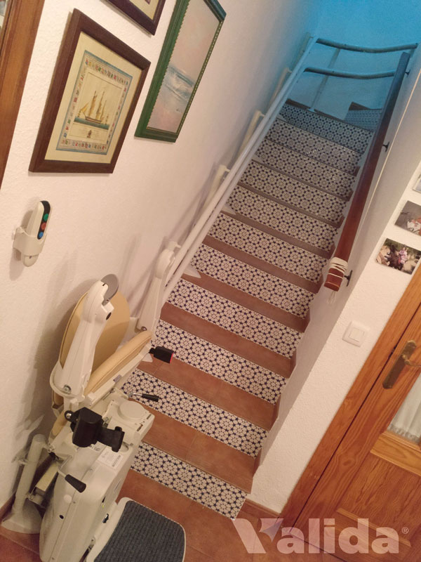 Silla sube escaleras para casa adosada en Mazagón