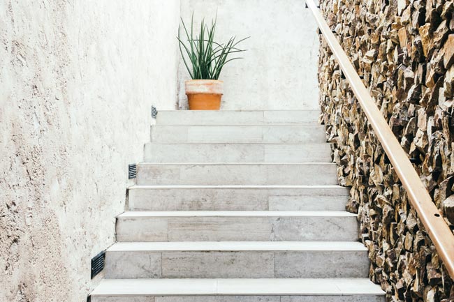 Diferentes materiales para una escalera