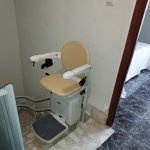 Silla para persona mayor en Moraleja