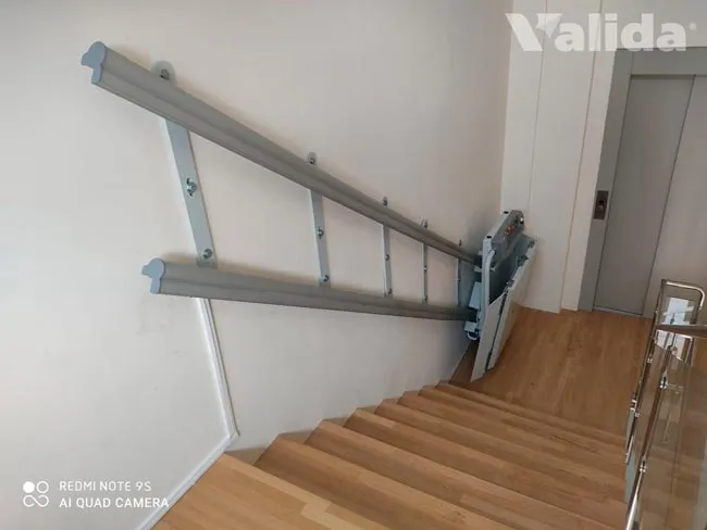 Plataforma salvaescaleras en Santander