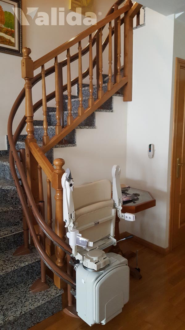 Cadira plegable salvaescales a Jaca