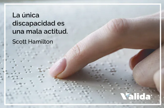 Persona con poca visión.