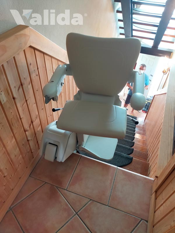 Silla salvaescaleras en Conil de la Frontera