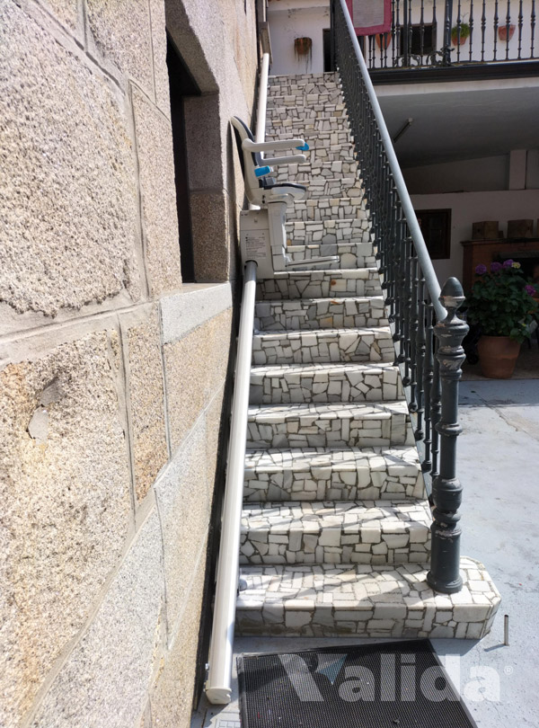 Silla elevadora para escaleras rectas en Pontevedra