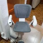 Silla sube escaleras para persona mayor en Alcubierre