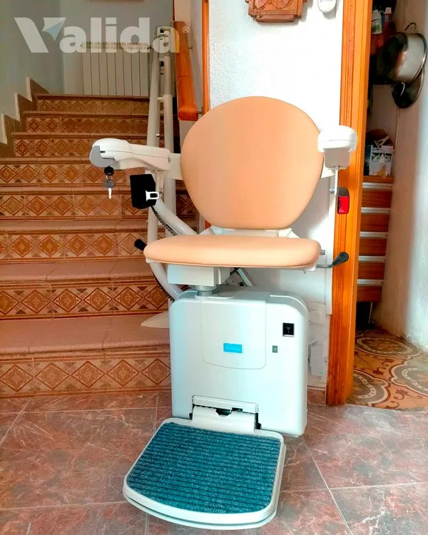 Salvaescaleras para persona mayor en Salmeronillos