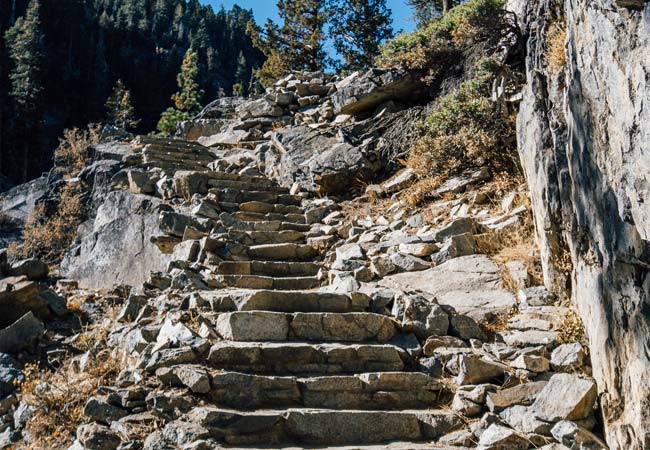 escaleras más difíciles e impresionantes en España