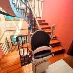 Silla sube escaleras para escaleras de madera en Valencia