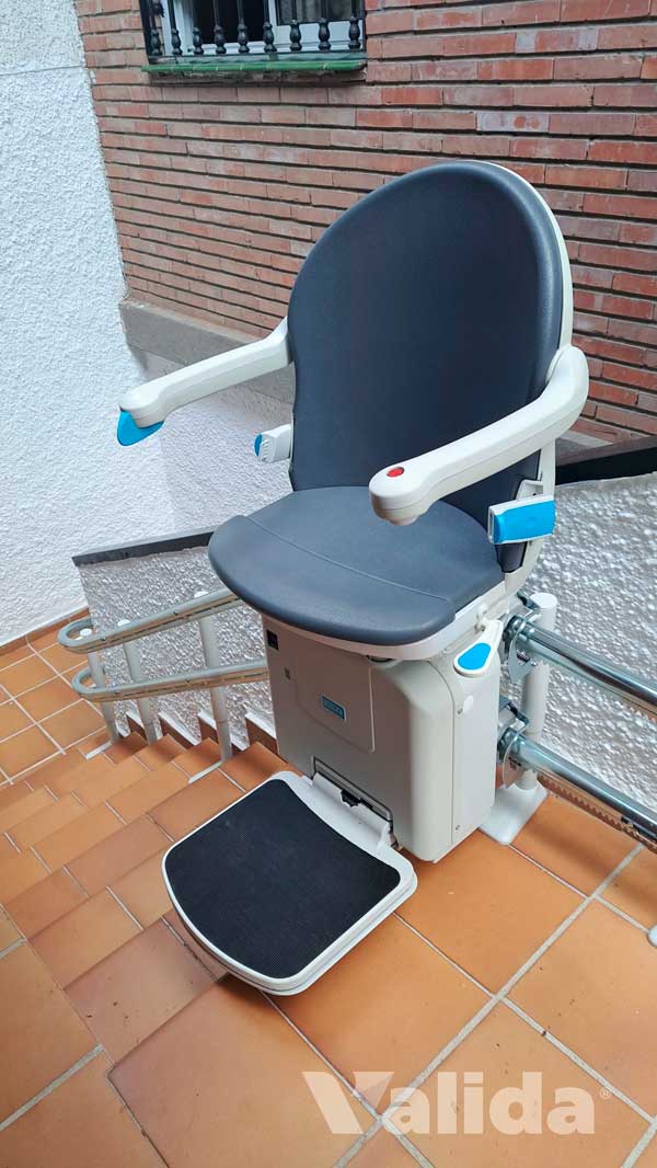 Silla sube escaleras para escaleras de exterior en Marbella
