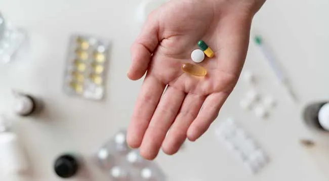 medicamentos y antibióticos para la proteína c reactiva alta